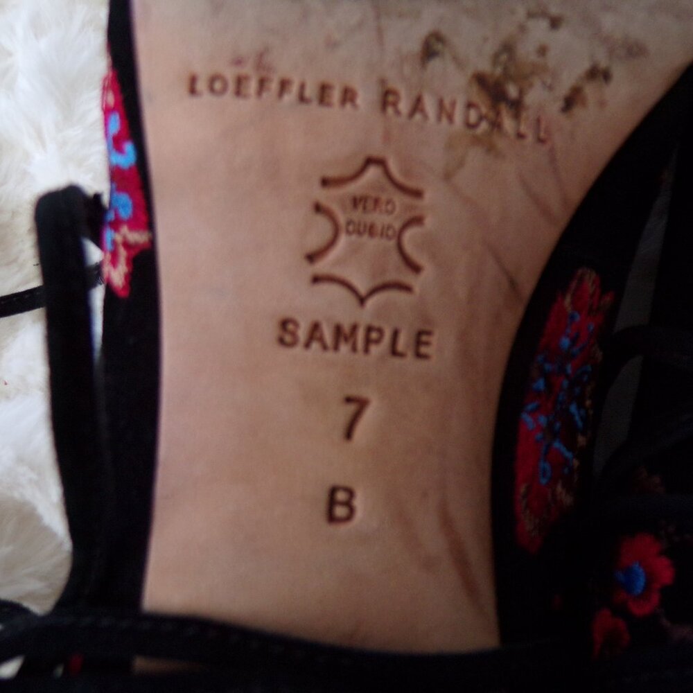 Loeffler Randall italian embroidered Black lace up heels 7 Y2k - Picture 9 of 12